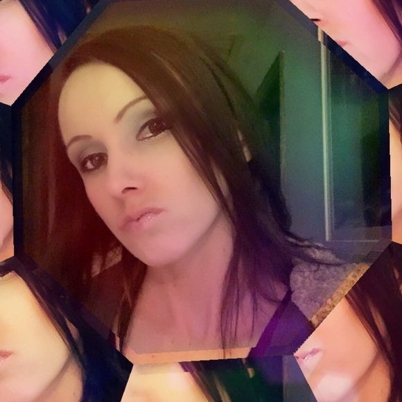 Meet your Posher, Mary - Picture 1 of 1